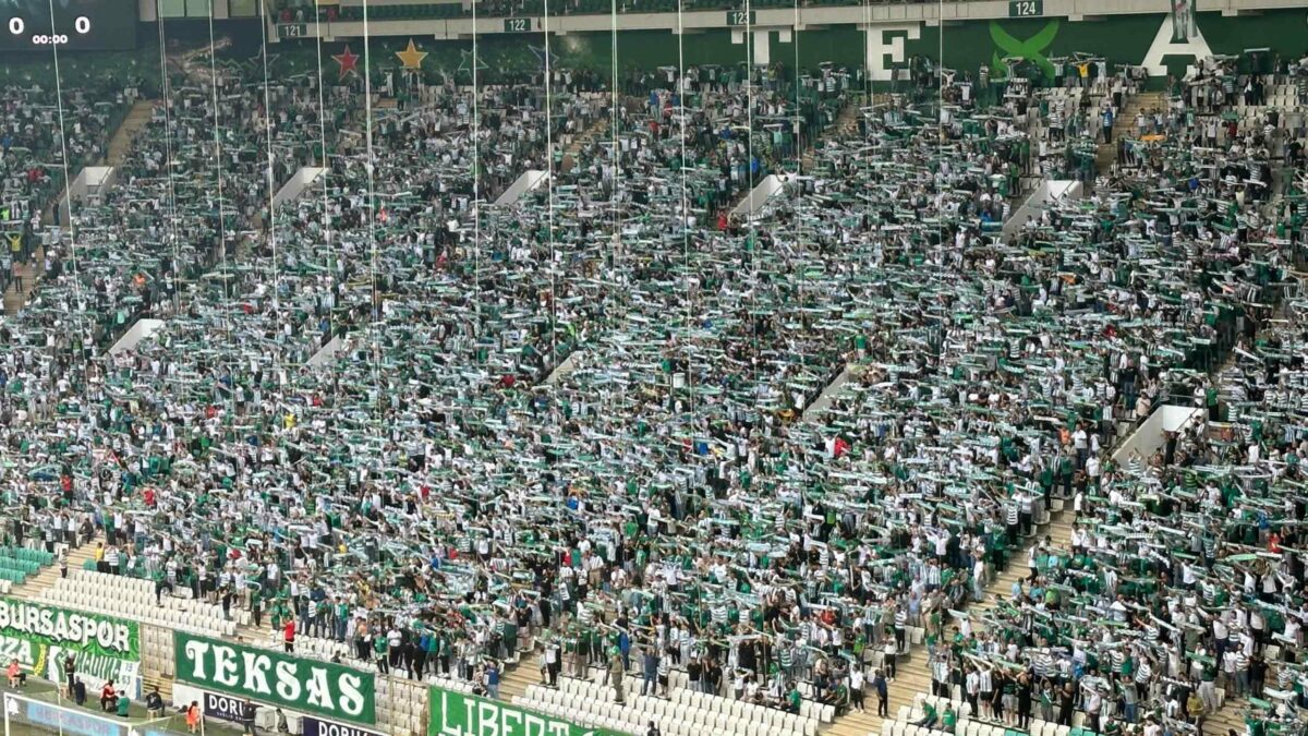 Bursaspor 3 saatte 40 bin bilet sattı