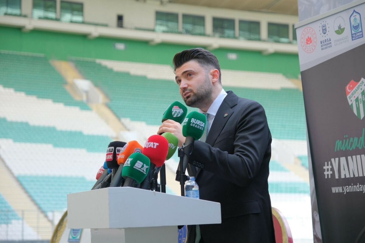 Bursaspor Başkanı Enes Çelik’ten açıklama: “Bursaspor’un hakkını kimseye yedirmeyiz”