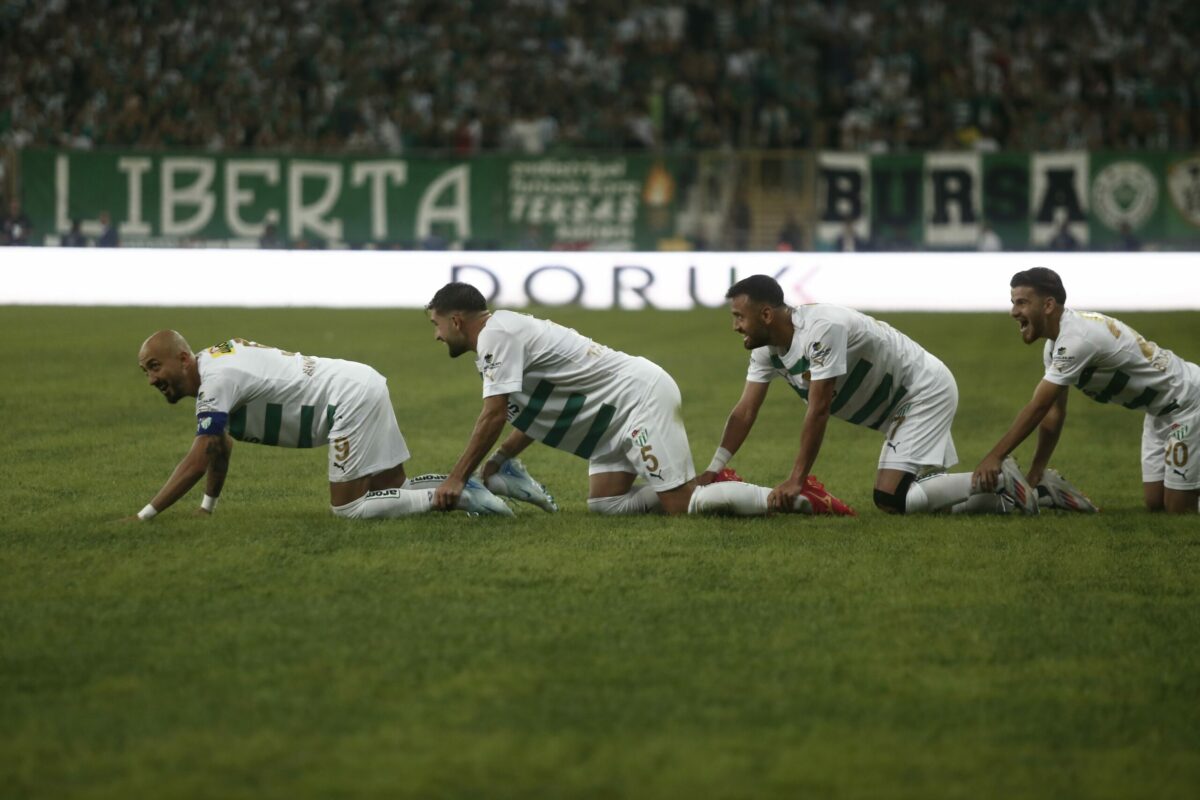 Bursaspor’a 41 bin maşallah… Taraftara 3 puan hediye!