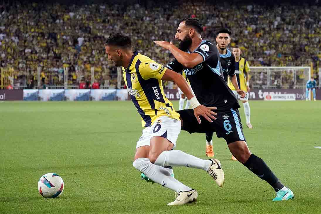 Fenerbahçe, Süper Lig’e 3 puanla başladı