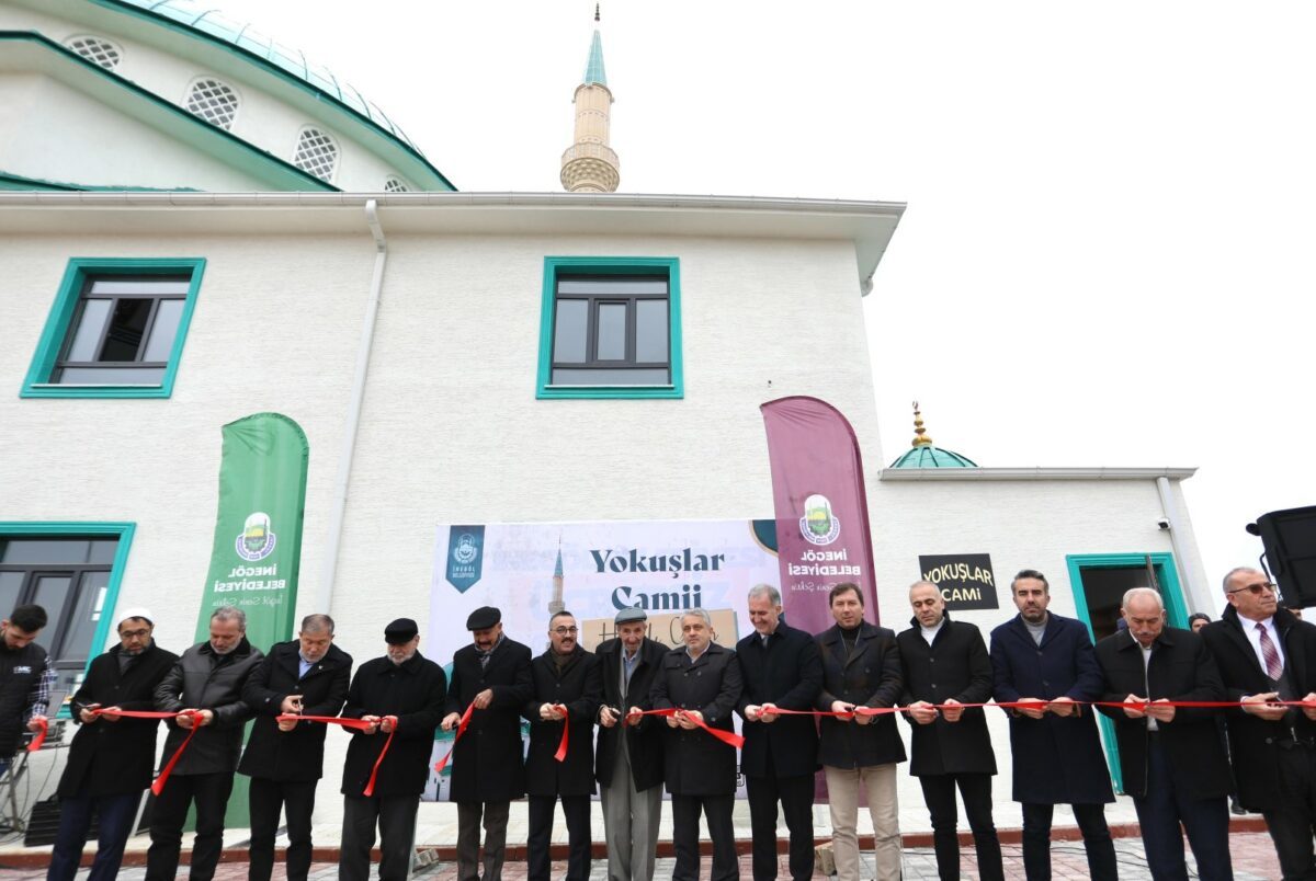 İnegöl’de Yokuşlar Camii ibadete açıldı