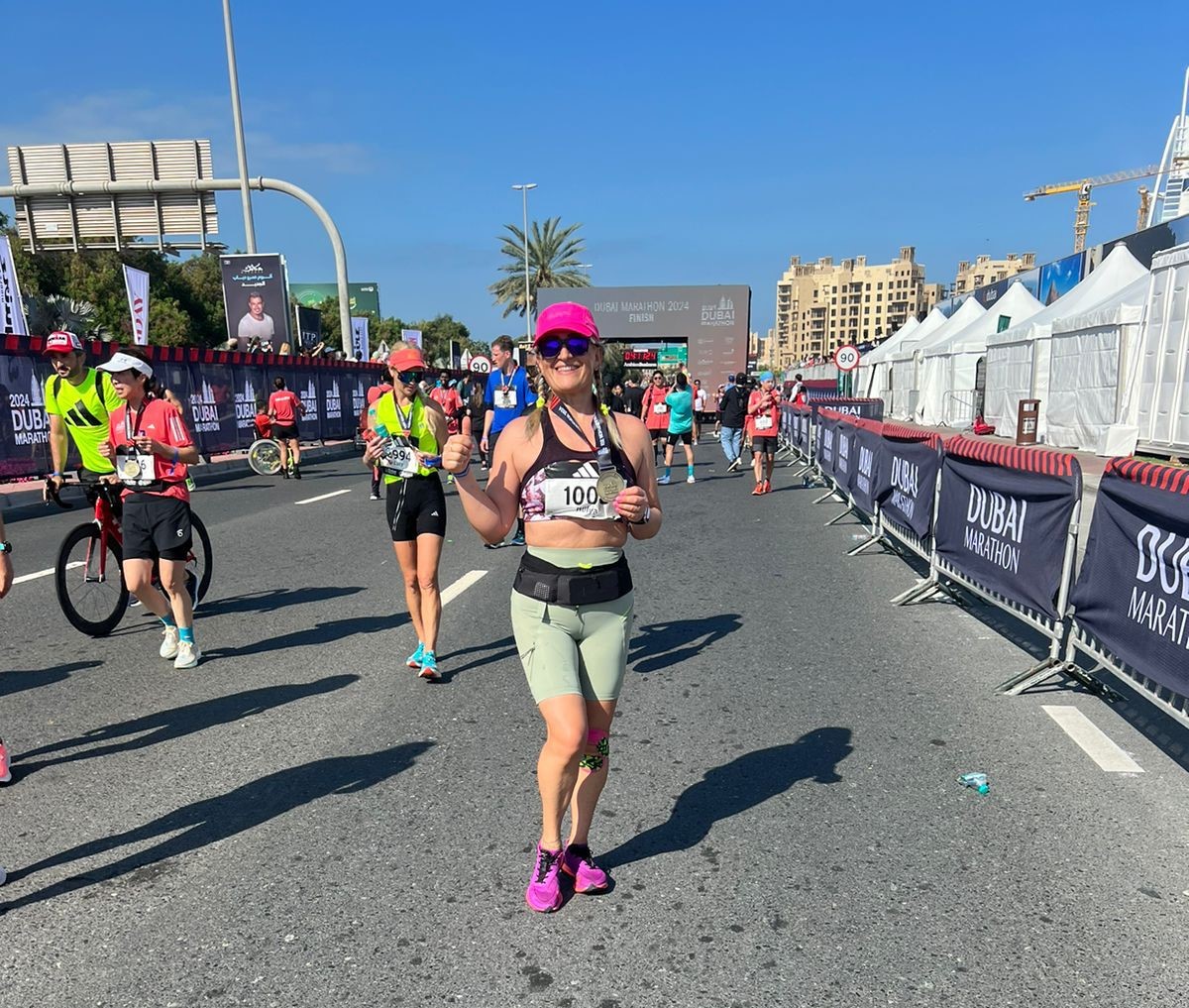 İnegöllü kadın sporcu Hülya Takım, Dubai Maratonu’nda Türkiye’yi temsil etti