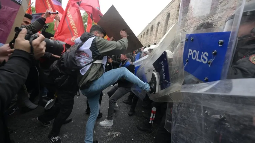 Istanbul’daki 1 Mayıs gösterilerinde polise saldıran 65 şüpheliden 38’i tutuklandı