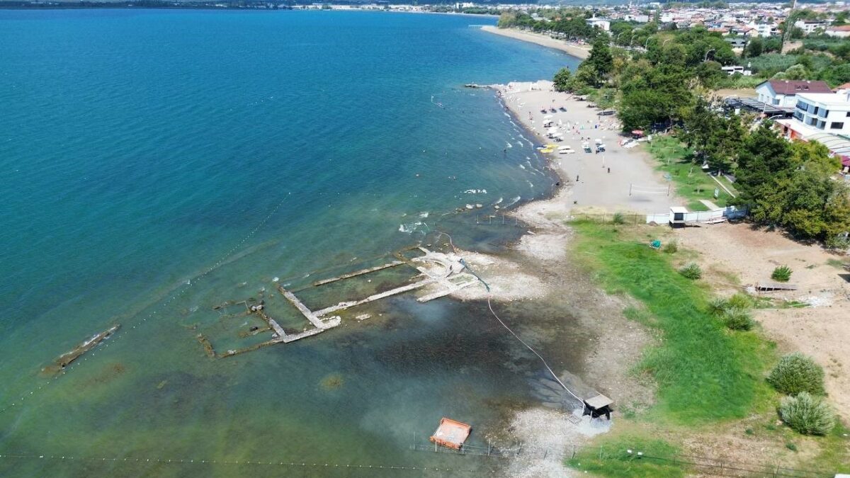 İznik Gölü’ndeki bazilika, kuralıktan dolayı gün yüzüne çıktı