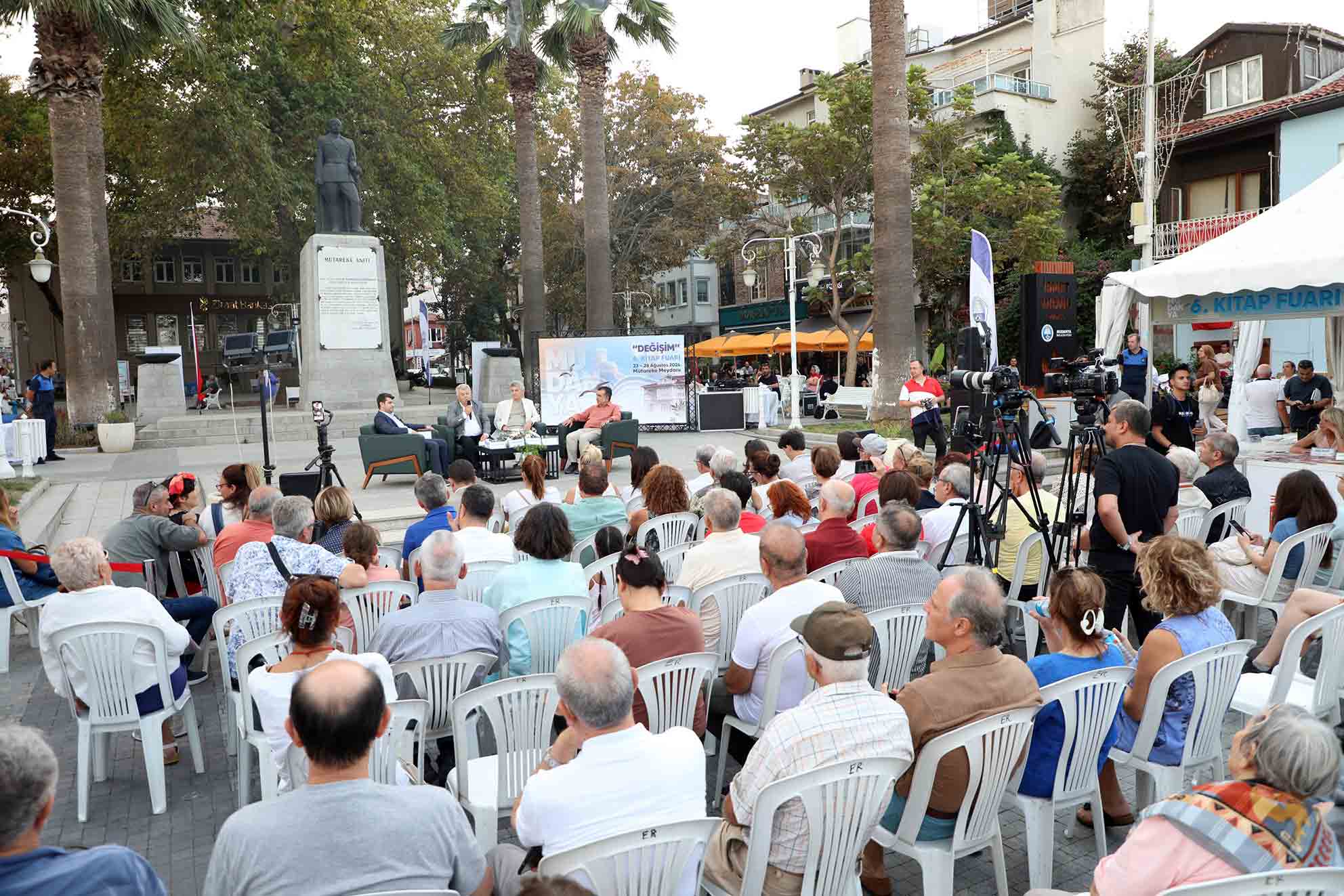 Mudanya’da turizmin geleceği Kitap Fuarı’nda konuşuldu