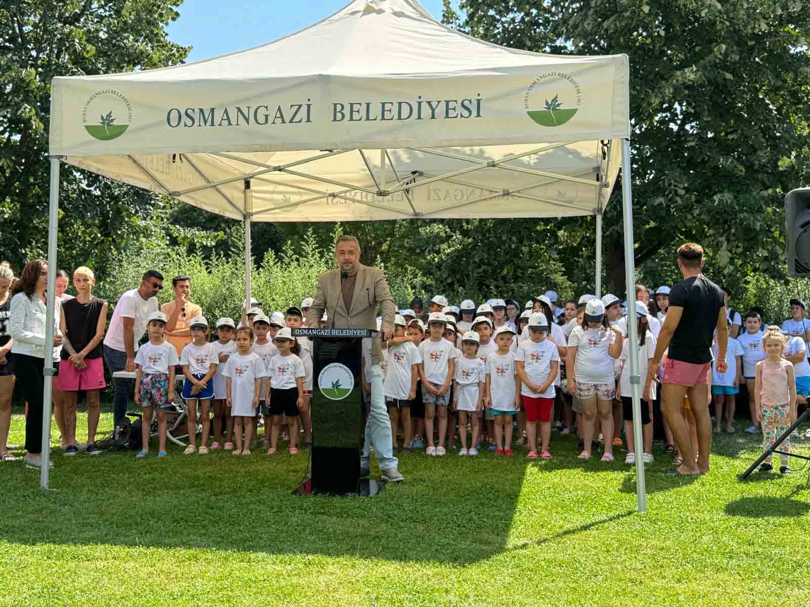 Osmangazi’de Genç yüzücüler sertifikalarını aldı