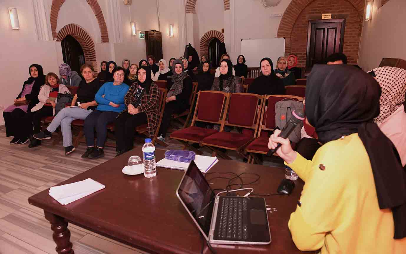 Osmangazi’de vatandaşlara sağlık okur yazarlığı eğitimleri