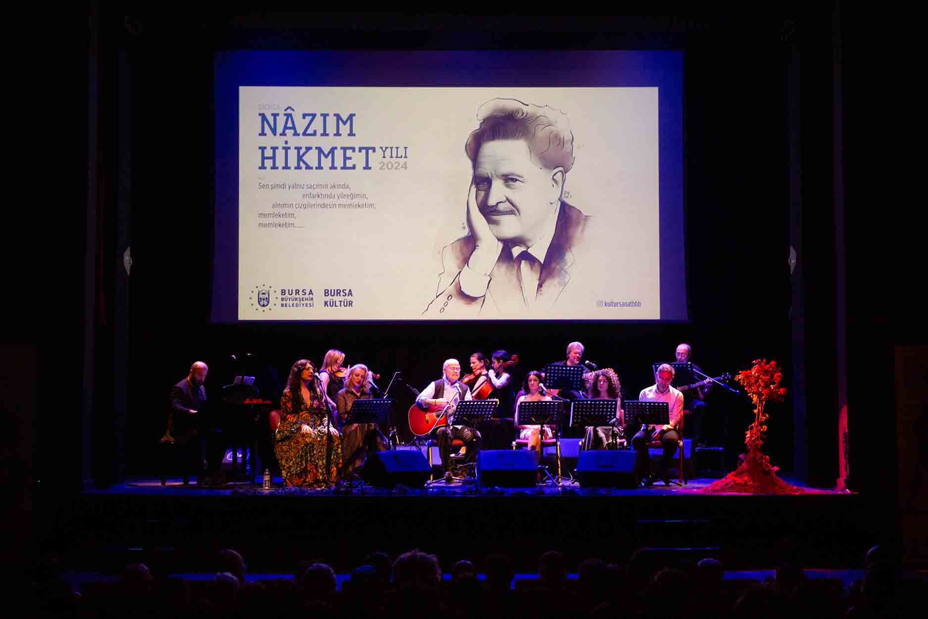 Şarkılarla, şiirlerle Nâzım Hikmet