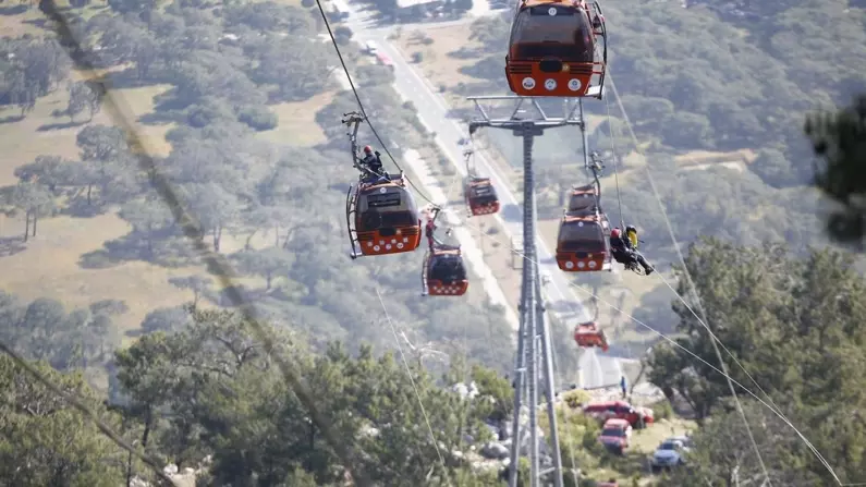 Teleferik kazasında kurtulan anne ve kızı anlattı