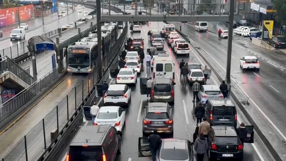 Türkiye Cumhuriyeti'nin kurucusu Gazi