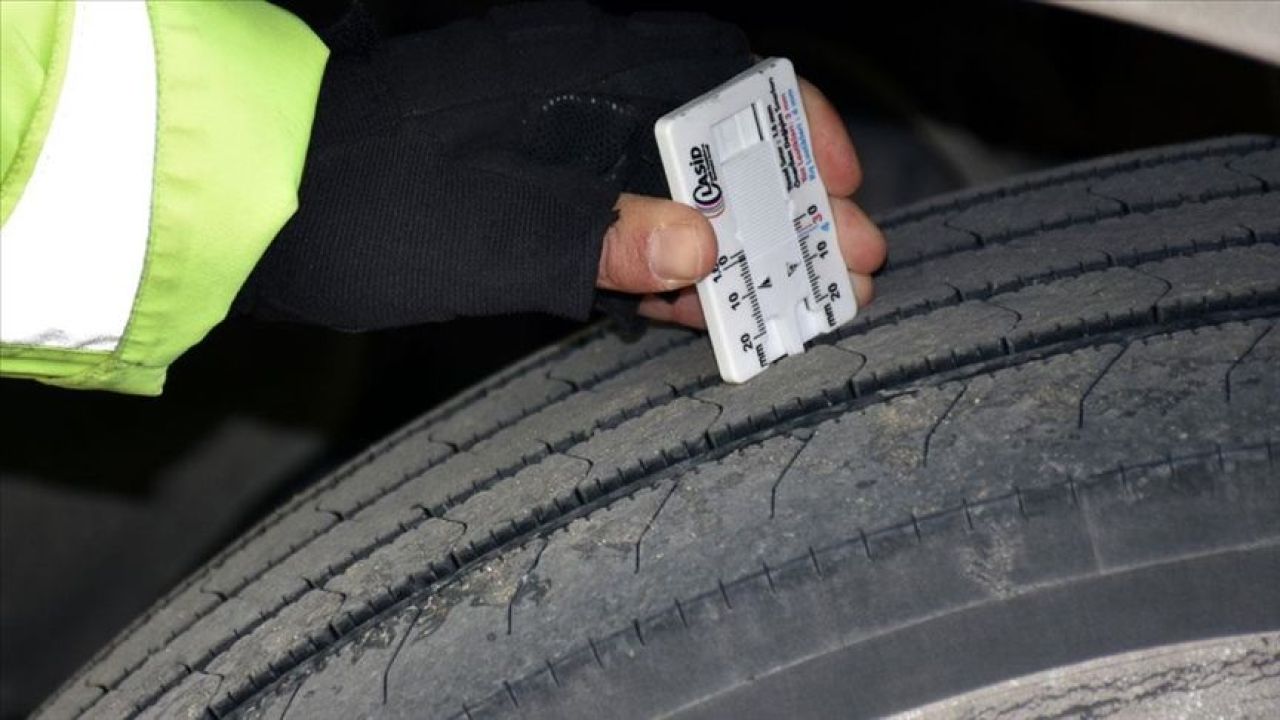 Zorunlu kış lastiği uygulaması başlıyor! Tarih belli oldu: Yaptırmayana ceza yağacak - 2. Resim