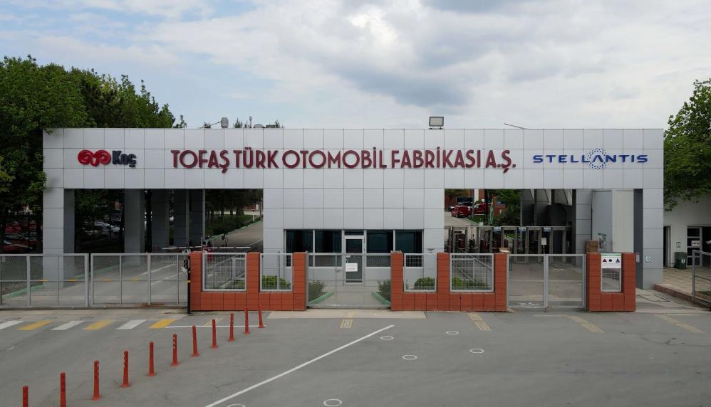 Türkiye’nin otomotiv devi KAP’a açıkladı: 700 işçi çıkartılıyor