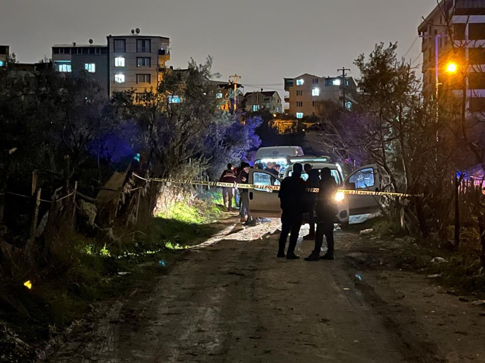 Bursa’da korkunç cinayet; Önce öldürdü sonra suç aletiyle teslim oldu