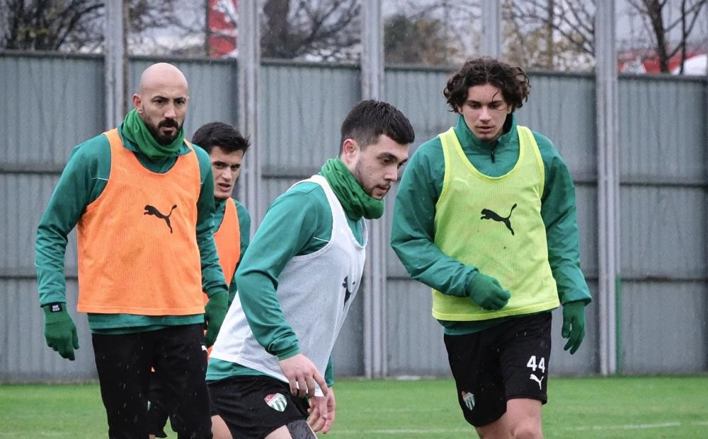 Bursaspor Başkanı Enes Çelik,