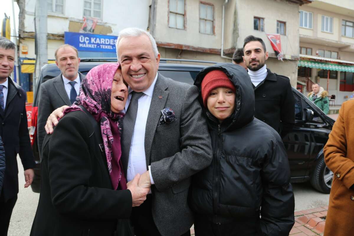 Başkan Özdemir şikayet ve önerileri dinledi