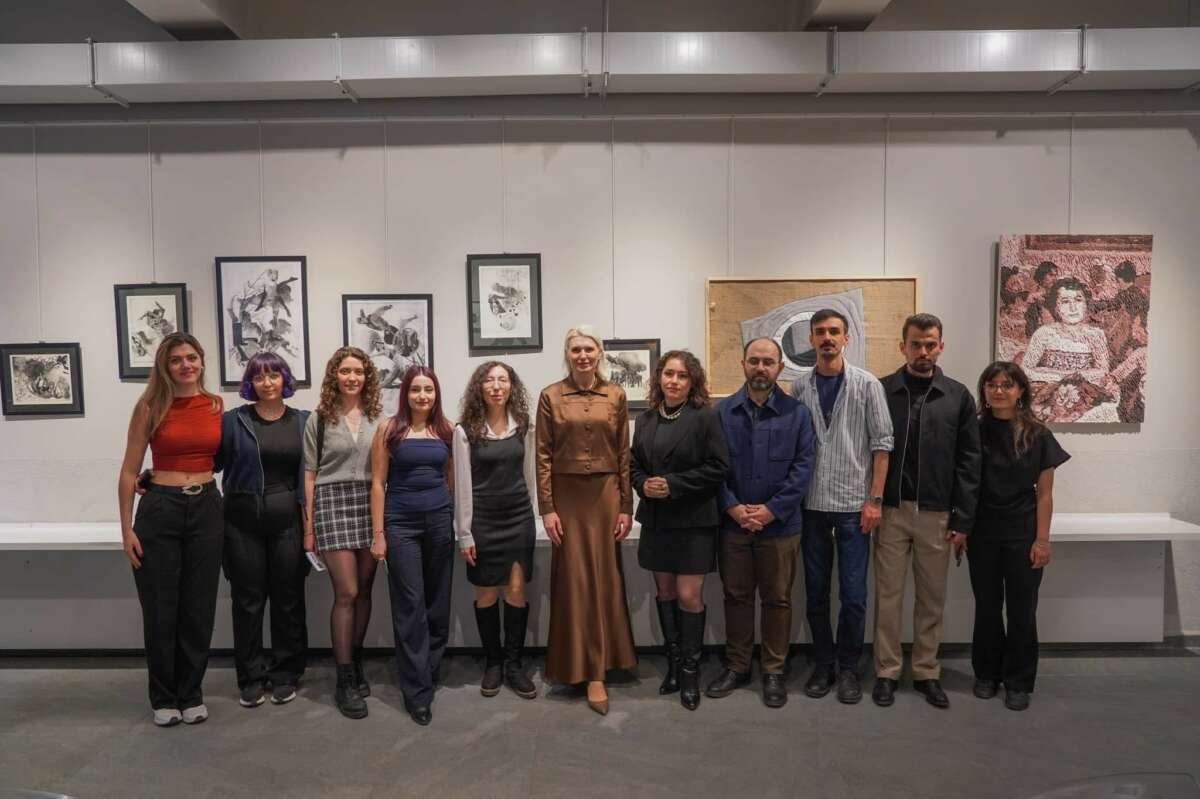  Bilecik’te ‘Yüzey Gerilimi’ adlı karma sergiye büyük ilgi