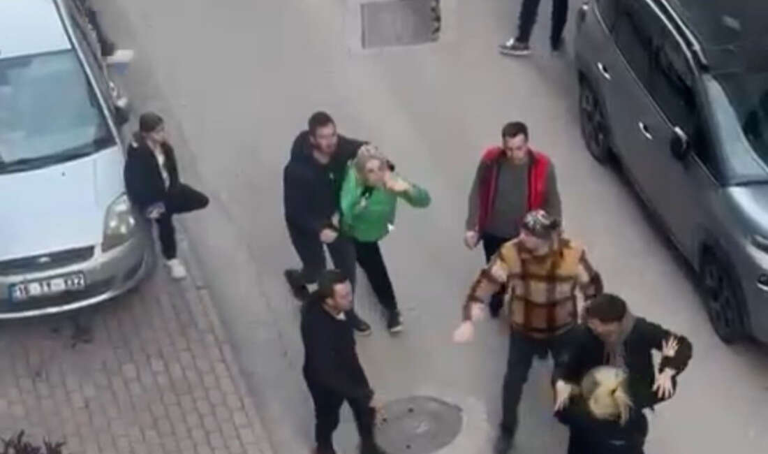 Bursa'da iki kadın arasında