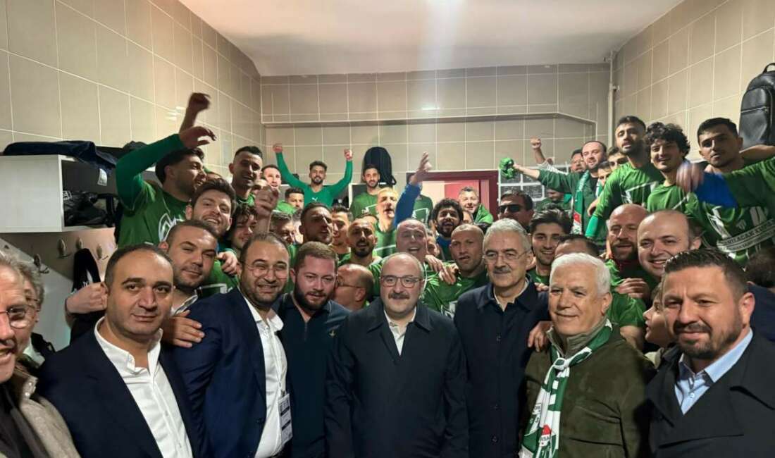 Bursaspor'un şampiyonluk maçını izlemeye