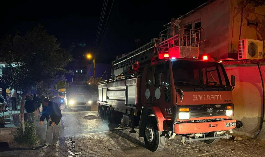 Antalya'nın Serik ilçesinde annesiyle